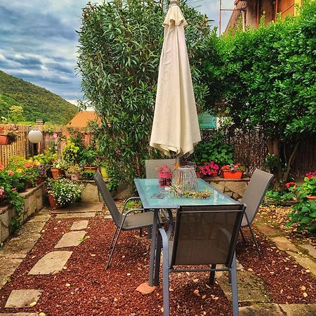 Pietra Di Mare Hotel Biassa Bagian luar foto
