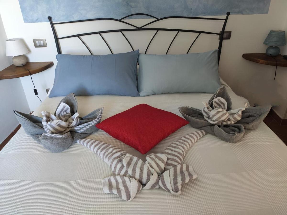 Pietra Di Mare Hotel Biassa Bagian luar foto