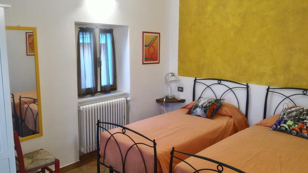 Pietra Di Mare Hotel Biassa Bagian luar foto