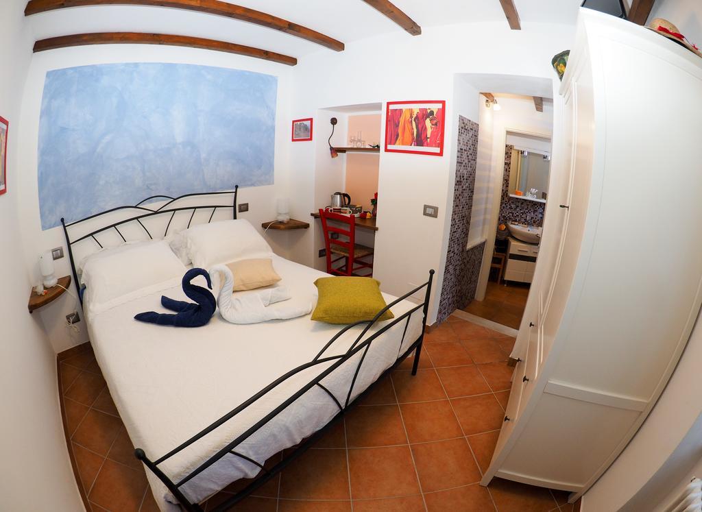 Pietra Di Mare Hotel Biassa Bagian luar foto