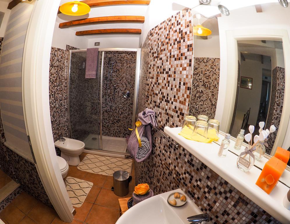 Pietra Di Mare Hotel Biassa Bagian luar foto