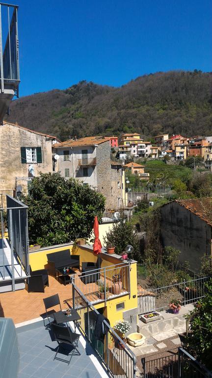 Pietra Di Mare Hotel Biassa Bagian luar foto