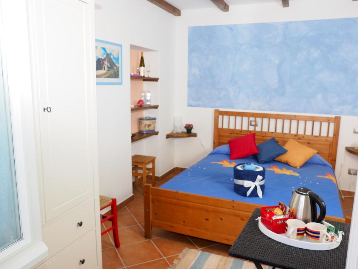 Pietra Di Mare Hotel Biassa Bagian luar foto